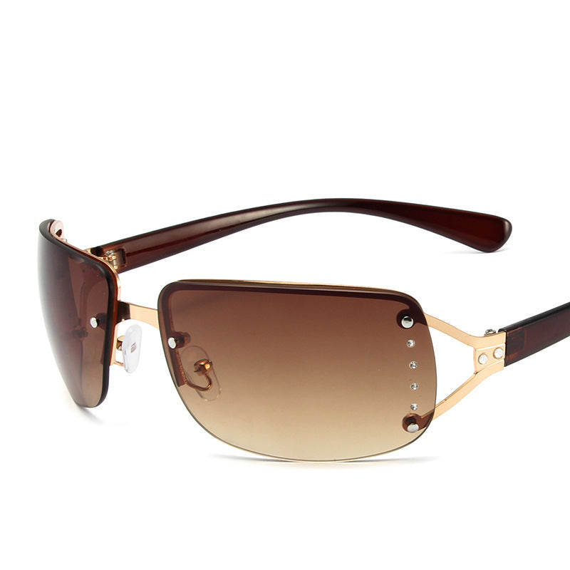 Elegant Half-Frame Sunglasses – Model Q09