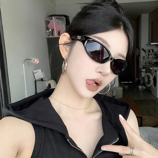 Street Style Full-Frame Sunglasses – Model QZ-503002