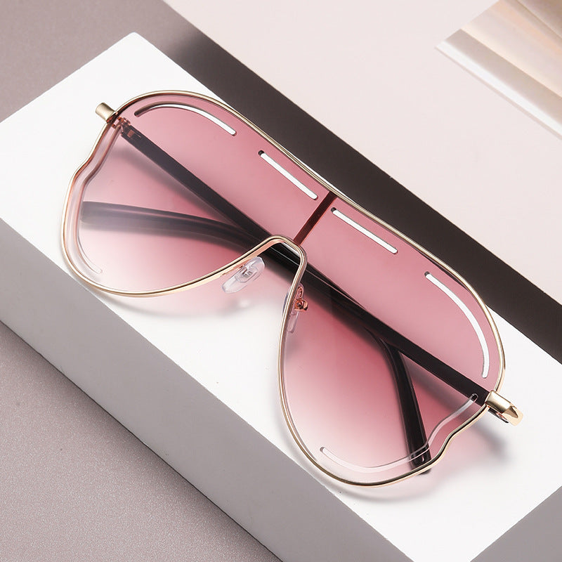 Butterfly Frame Sunglasses – Model 8808